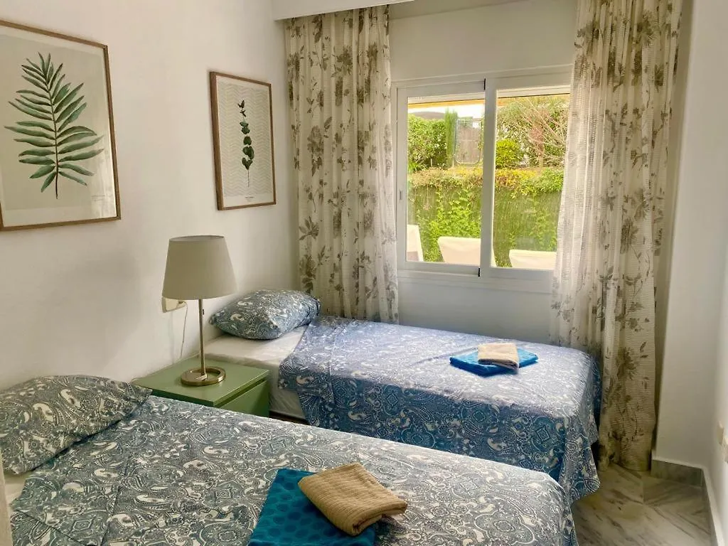 Apartment Ferienwohnung La Dama De Noche Marbella